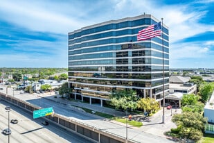 Uptown Tower - Convenience Store