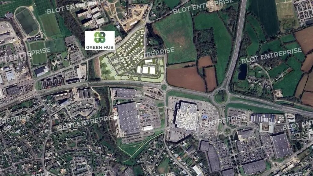 Office in Guipavas for lease Building Photo- Image 1 of 11