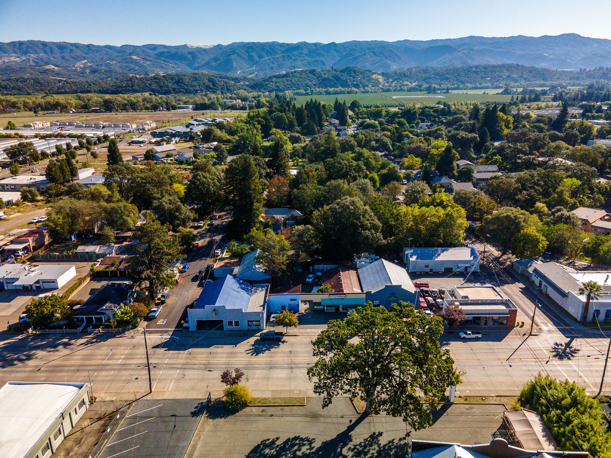 745 N State St, Ukiah, CA for sale Primary Photo- Image 1 of 1