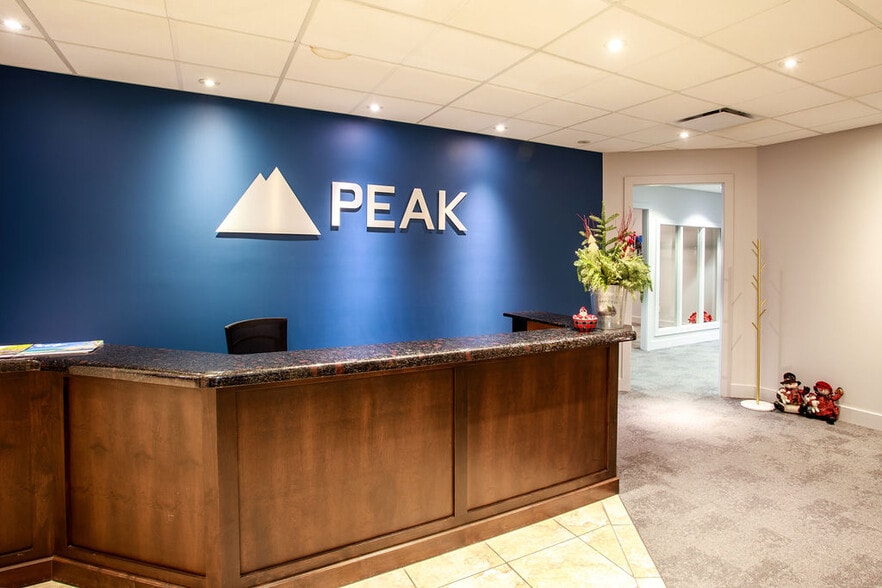 1455 Ellis St, Kelowna, BC for lease - Building Photo - Image 2 of 8