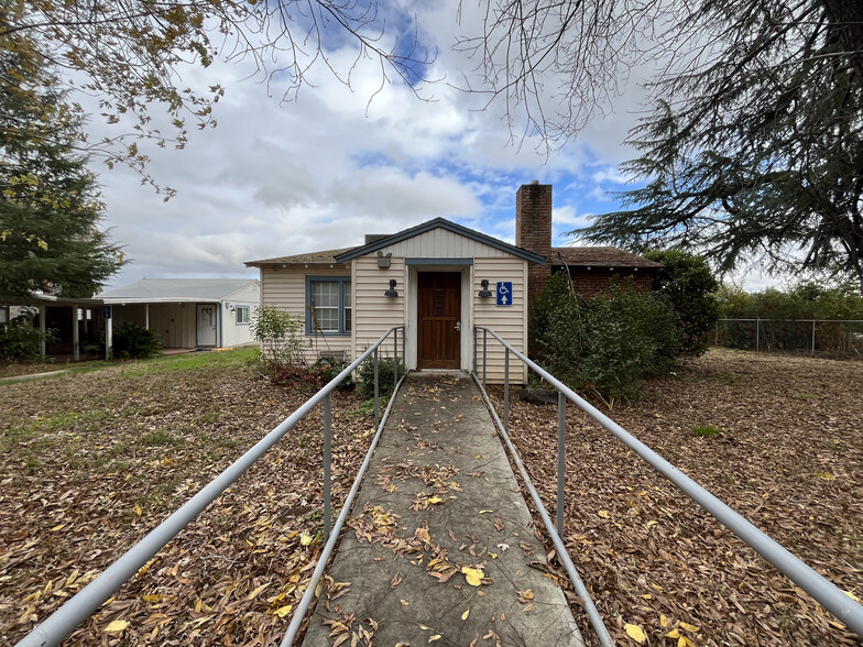 22590 Antelope Blvd, Red Bluff, CA for sale - Building Photo - Image 3 of 25