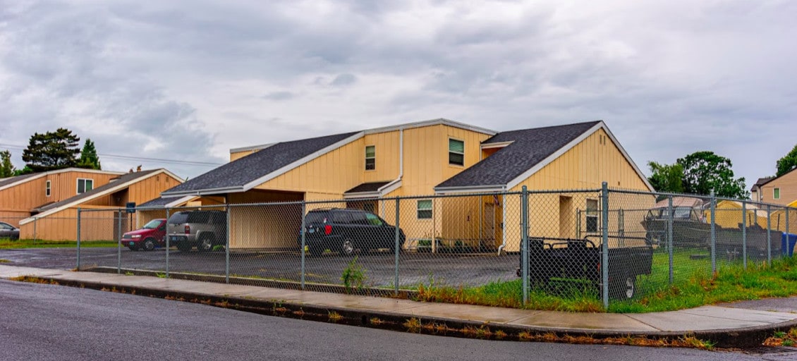 7877 SE Stephanie Ct, Milwaukie, OR for sale Primary Photo- Image 1 of 1