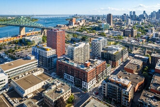 2150 Rue Sainte-Catherine E, Montréal, QC - AERIAL  map view - Image1