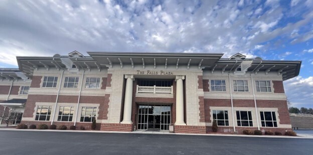 315 Falls Dr NW, Abingdon, VA for sale - Building Photo - Image 1 of 25