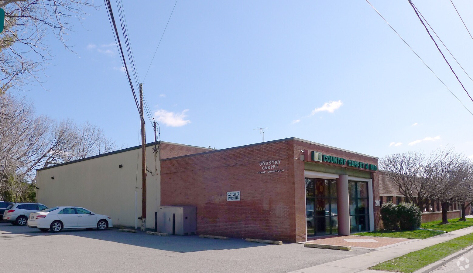 200 Robbins Ln, Jericho, NY 11753