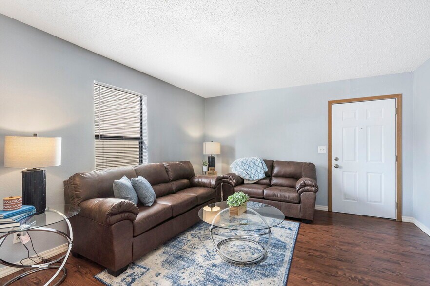 728 E Walnut St, Springfield, MO for sale - Building Photo - Image 1 of 1