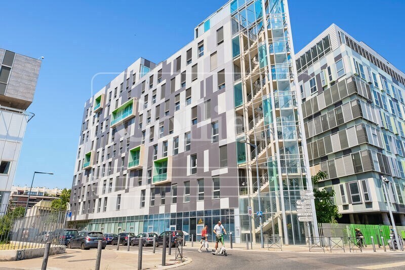 42 Rue De Ruffi, Marseille for lease Building Photo- Image 1 of 16