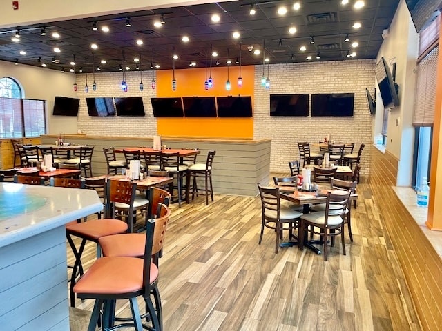 250 Route 202, Flemington, NJ for lease - Building Photo - Image 2 of 5