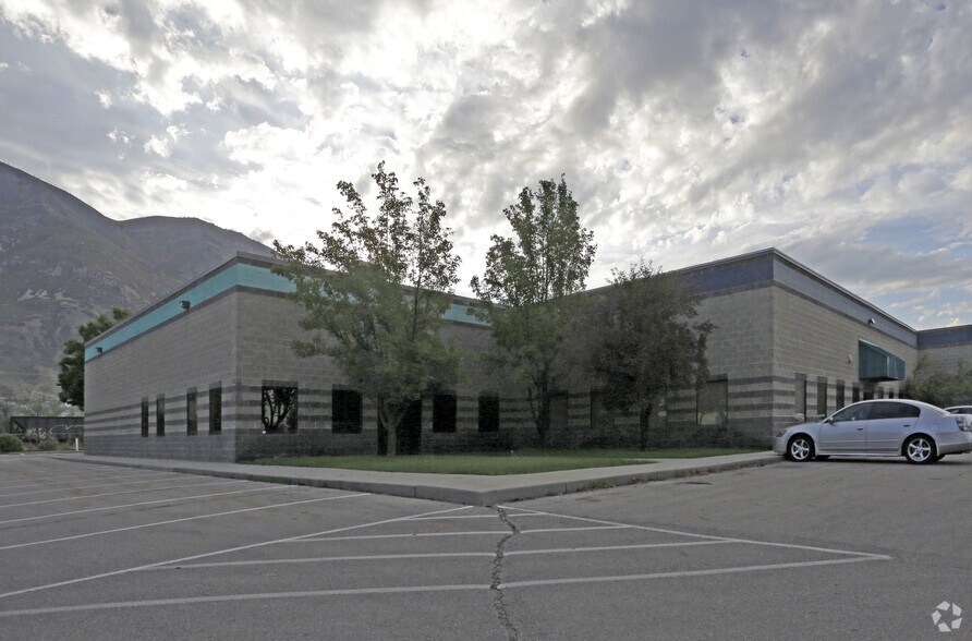 2066 S 950 E, Provo, UT for sale - Primary Photo - Image 1 of 1