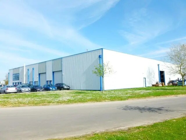 Office in Sars-et-Rosières for lease - Building Photo - Image 3 of 13