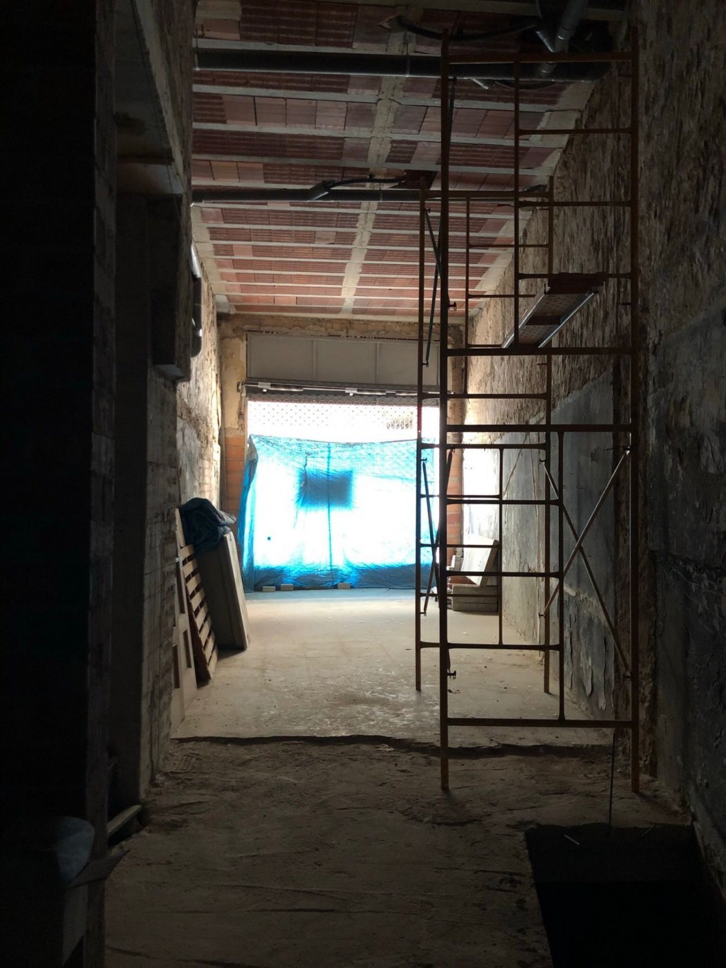 Retail in Igualada, Barcelona for lease Interior Photo- Image 1 of 5