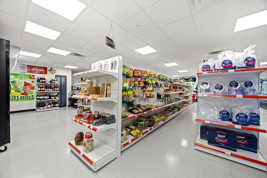 470 Mediterranean Dr, McKinney, TX for lease - Interior Photo - Image 3 of 19