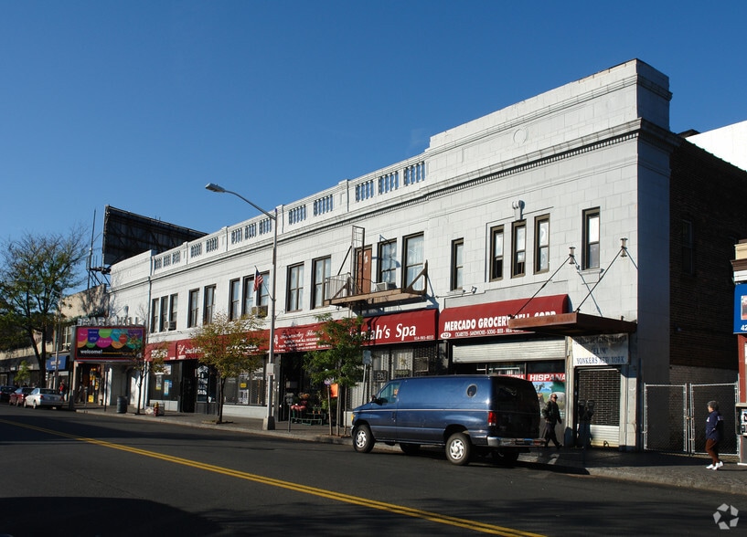423-435 S Broadway, Yonkers, NY for sale - Primary Photo - Image 1 of 1
