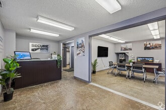 4010-4020 6a St NE, Calgary, AB for lease Lobby- Image 2 of 21