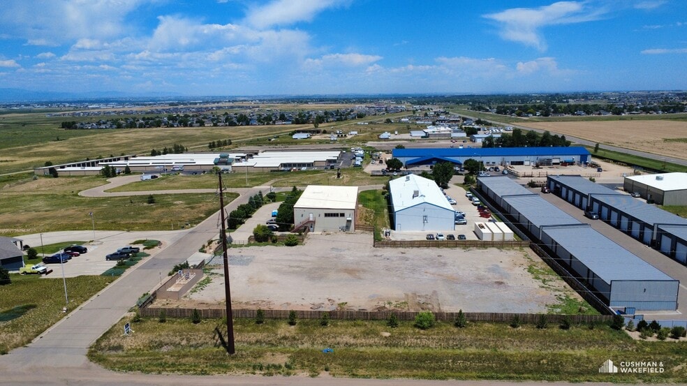 250 Perry Ln, Dacono, CO for lease - Building Photo - Image 2 of 5