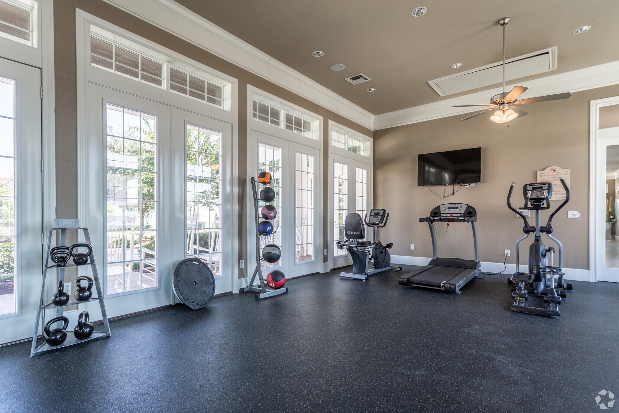 4 Stadium Dr, Angleton, TX 77515 Summer House Apartments