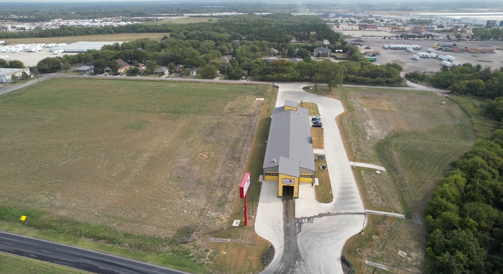 2000 S Interstate Highway 45, Hutchins, TX for sale - Building Photo - Image 3 of 13