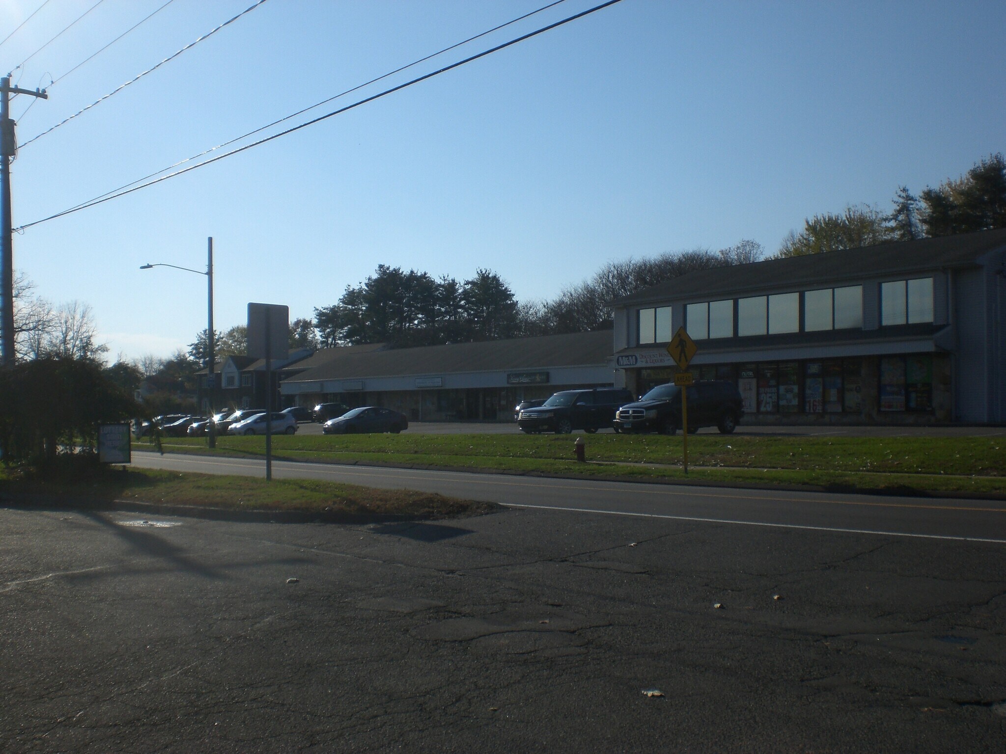 45 Chamberlain Hwy, Berlin, CT 06037 1060 Chamberlain Highway