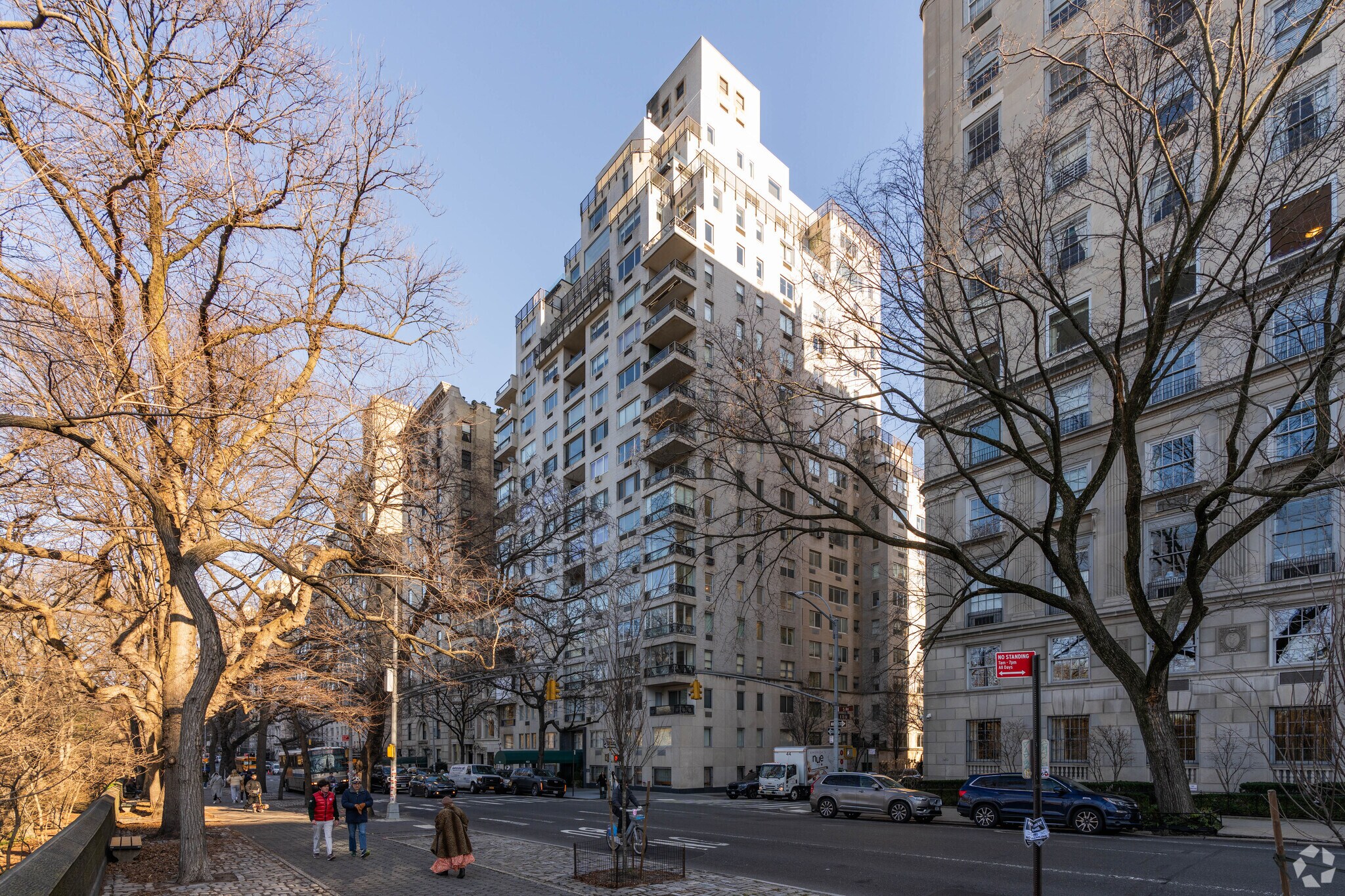 923 Fifth Ave, New York, NY for sale Primary Photo- Image 1 of 1