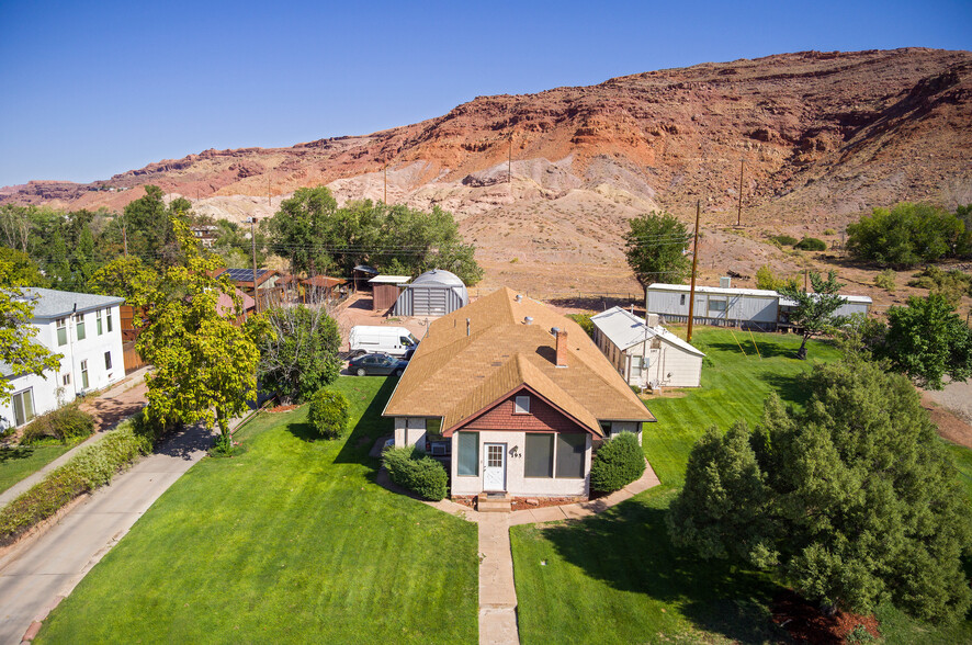 195 E 200 N, Moab, UT for sale - Building Photo - Image 1 of 49