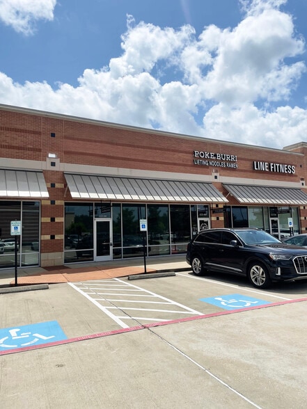1525 Lake Pointe Pky, Sugar Land, TX for lease - Building Photo - Image 2 of 4