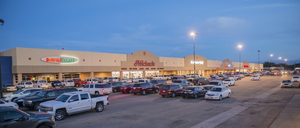 6703 Slide Rd, Lubbock, TX for sale - Building Photo - Image 1 of 1