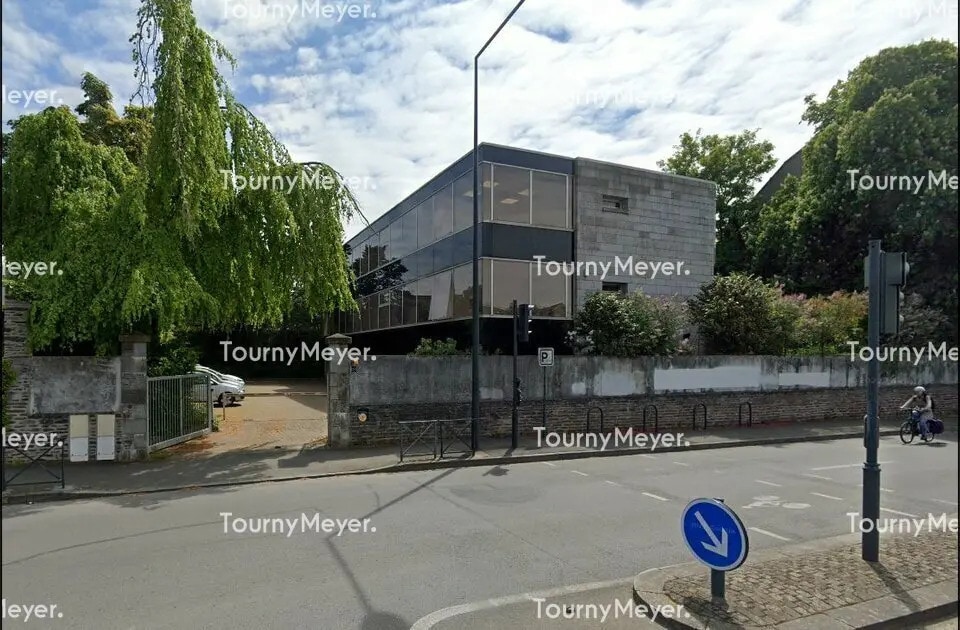Office in Rennes for lease Building Photo- Image 1 of 4