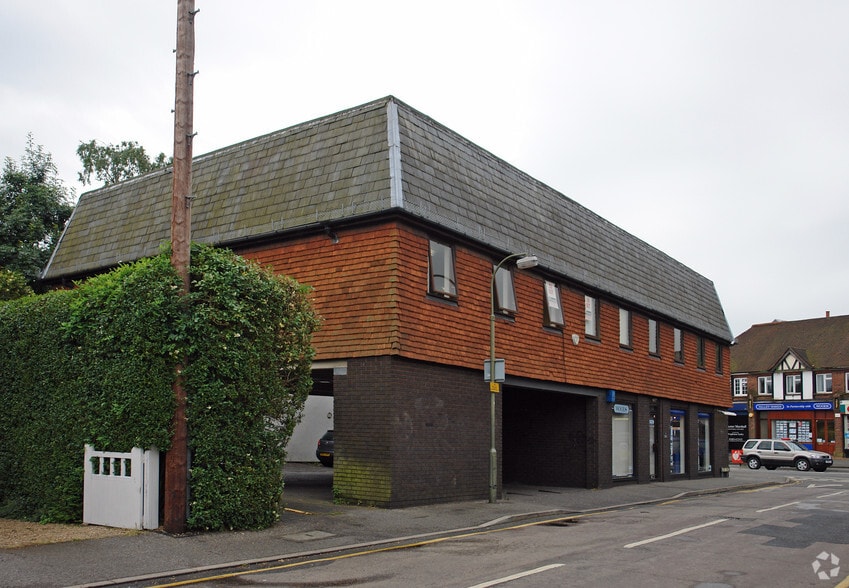 2 Glebe Rd, Warlingham for lease - Primary Photo - Image 1 of 3