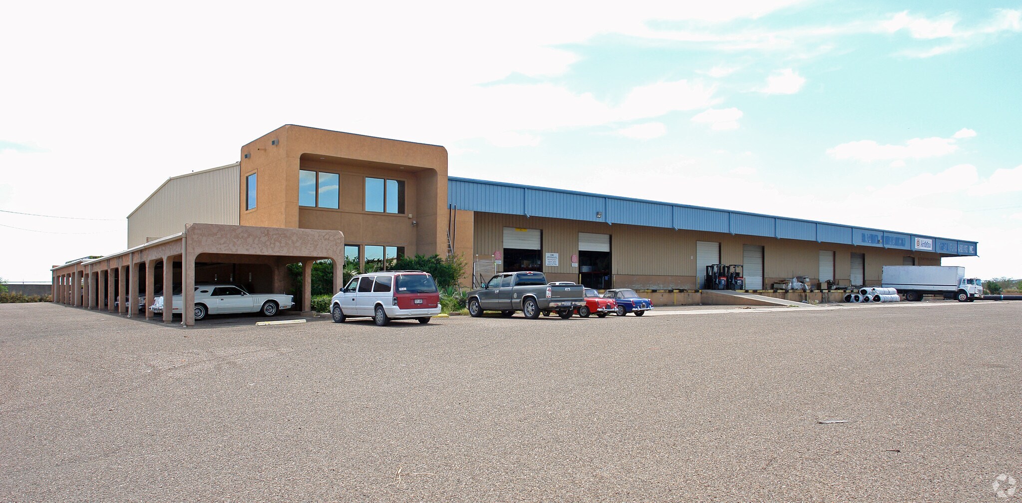 406 Enterprise St, Laredo, TX for sale Primary Photo- Image 1 of 1