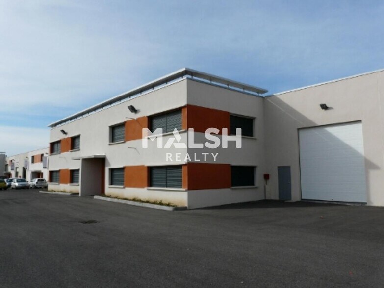 Office in Meyzieu for lease - Building Photo - Image 1 of 41