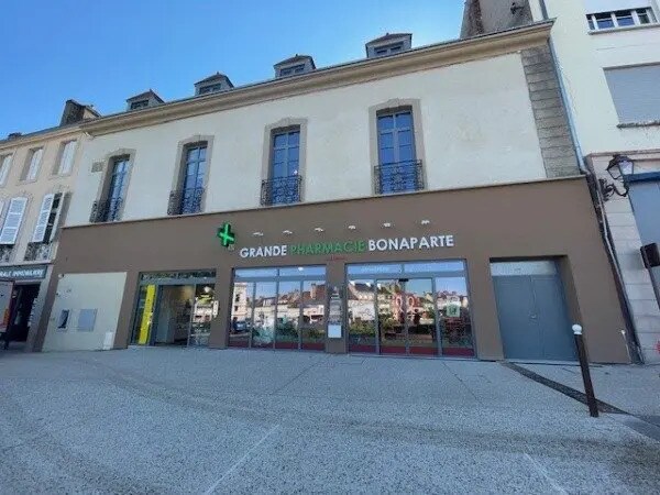 Office in Autun for lease - Building Photo - Image 2 of 5