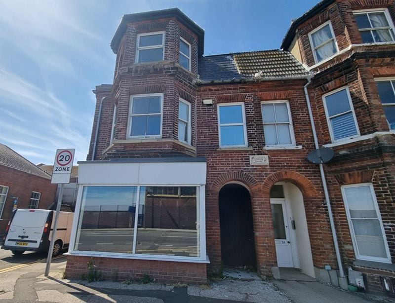 2 Battery Green Rd, Lowestoft for lease Building Photo- Image 1 of 4