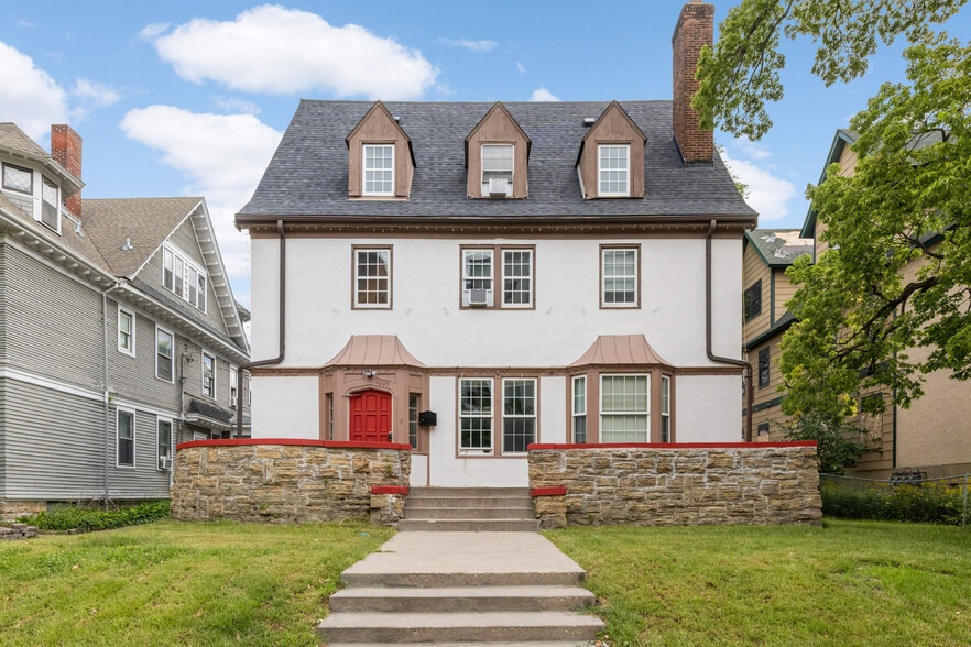 1009 University Ave SE, Minneapolis, MN for sale - Building Photo - Image 1 of 41