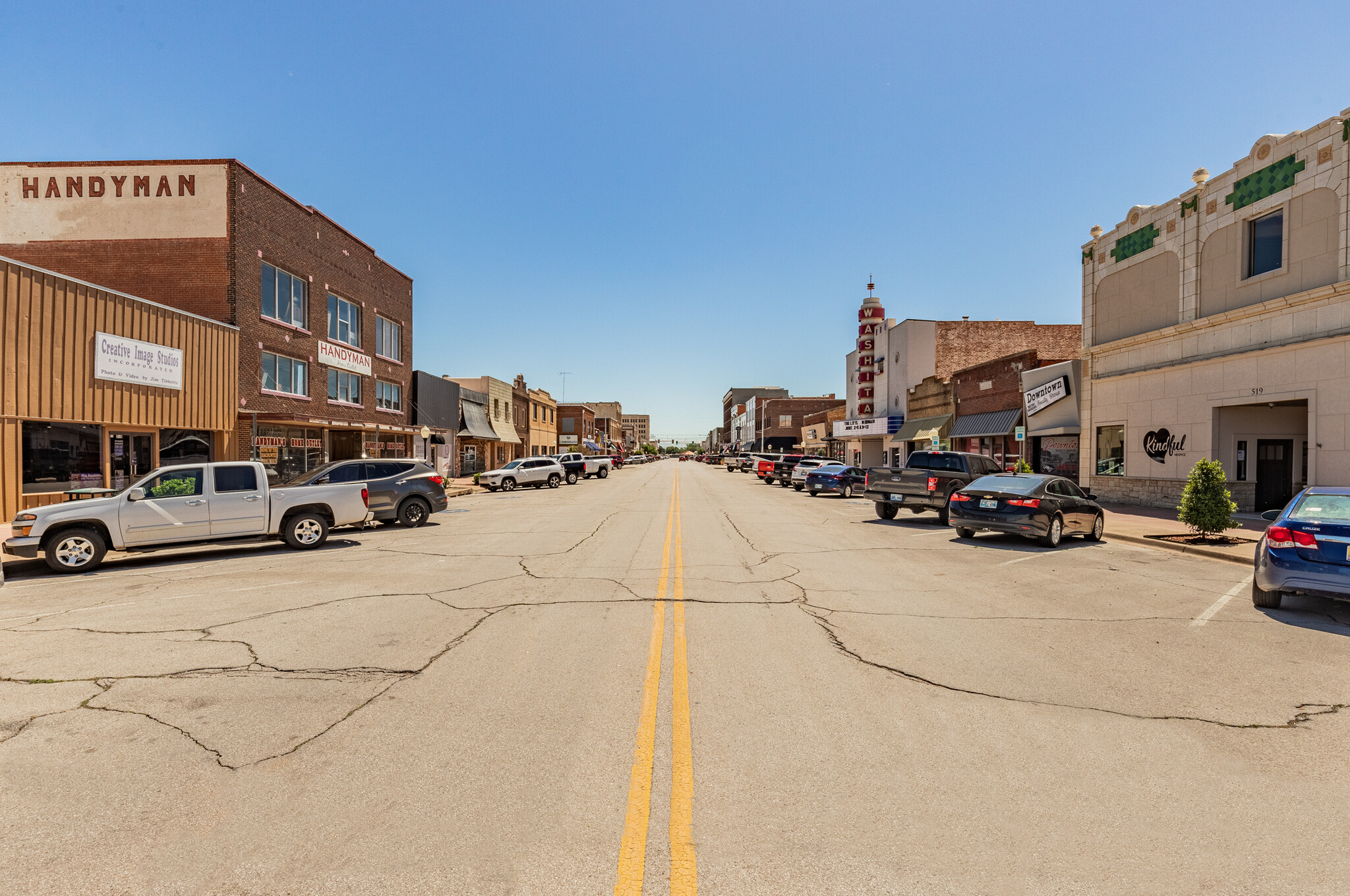 516 W Chickasha Ave, Chickasha, OK 73018 - Historic Building In ...