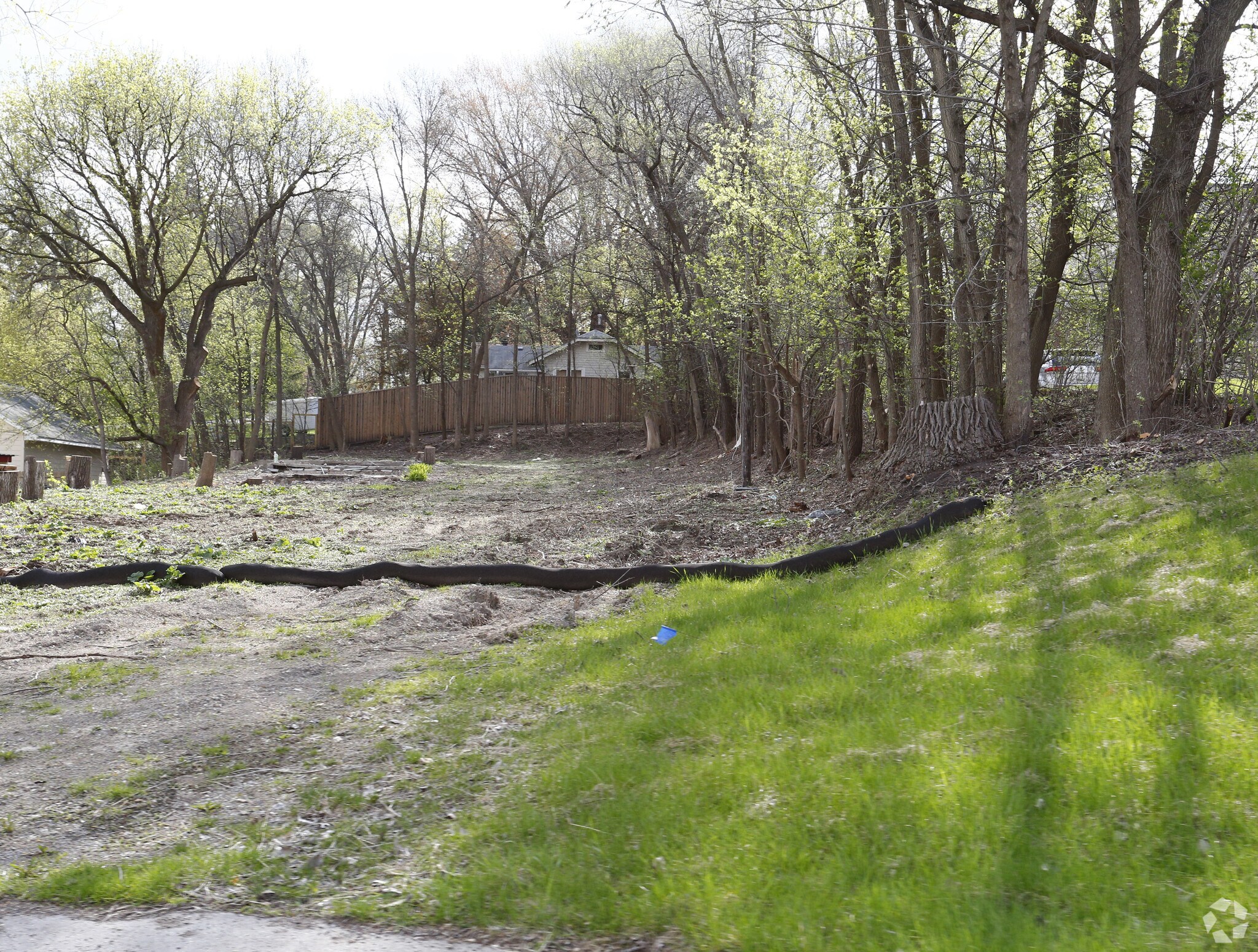 2694 Maplewood Dr N, Maplewood, MN for sale Primary Photo- Image 1 of 1