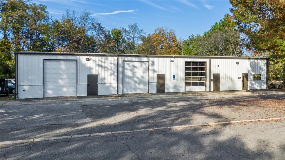 605 Pierce St SE, Marietta, GA for sale - Building Photo - Image 1 of 12