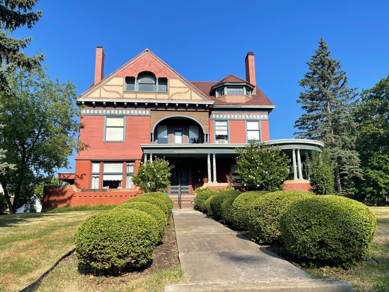 1435 Market Ave N, Canton, OH for sale - Building Photo - Image 1 of 32