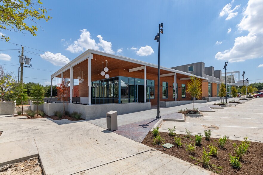 1717 E Spring Creek Pky, Plano, TX for lease - Building Photo - Image 2 of 8