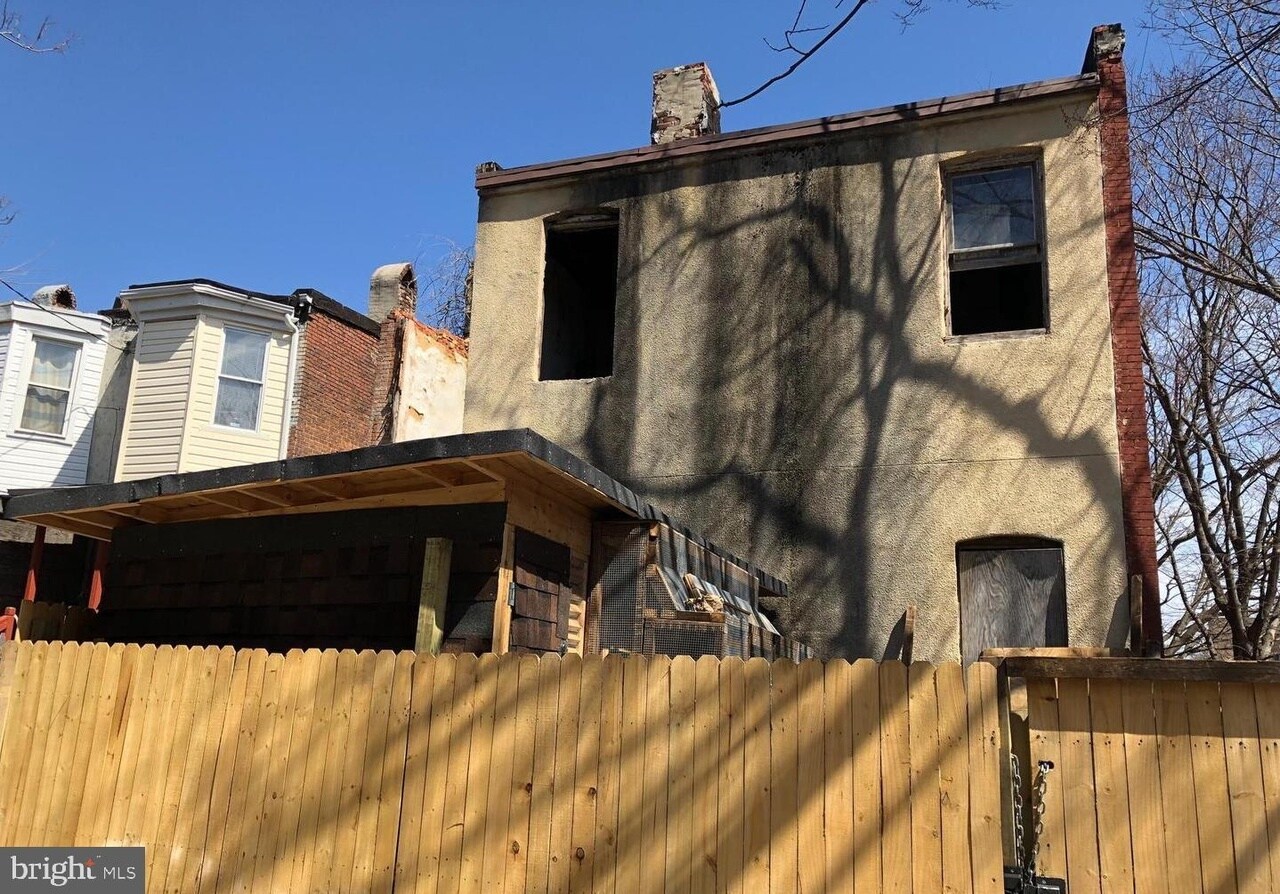 2222 N Fulton Ave, Baltimore, MD for sale Primary Photo- Image 1 of 1