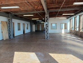 324 N Leavitt St, Chicago, IL for lease Interior Photo- Image 2 of 6