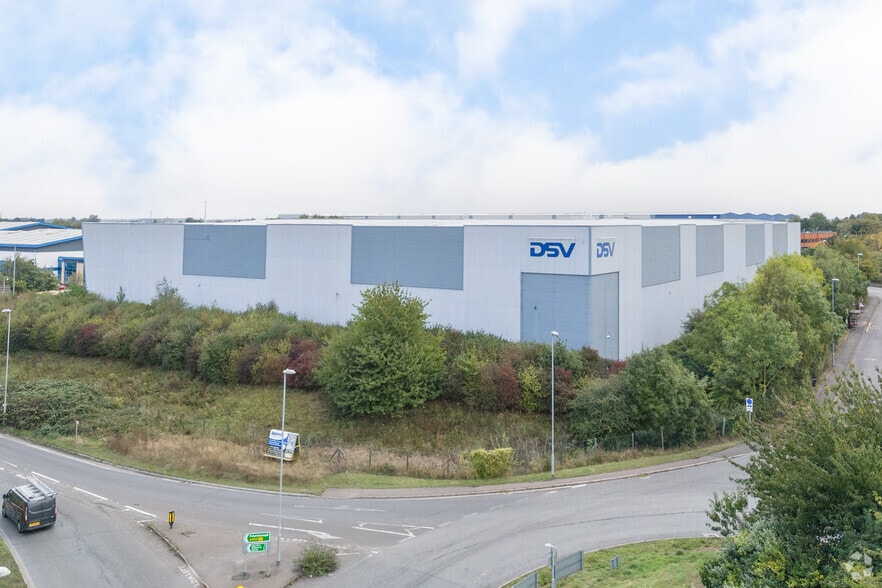 Haldens Pky, Thrapston for sale - Primary Photo - Image 1 of 1