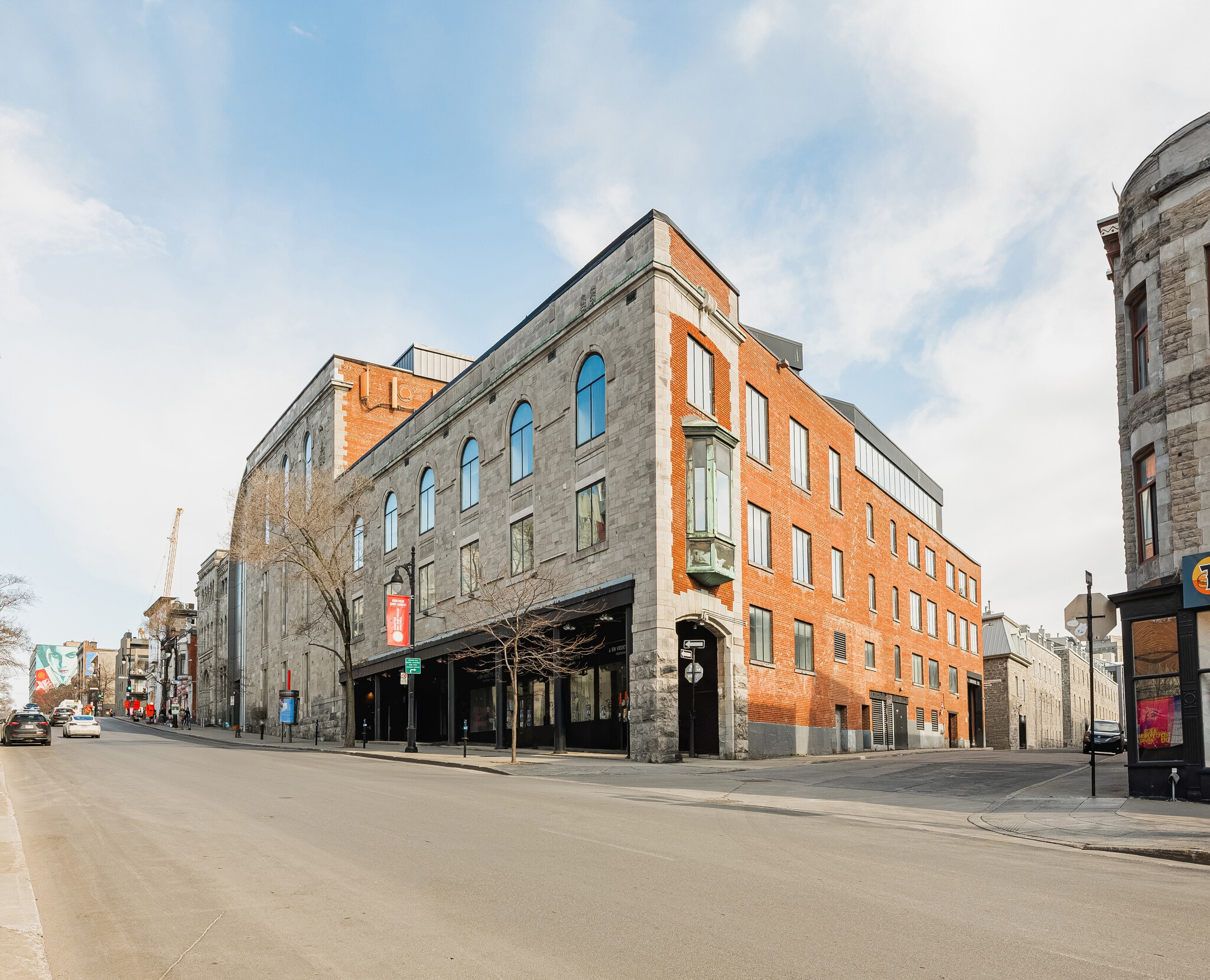 2095-2101 Boul Saint-Laurent, Montréal, QC for lease Building Photo- Image 1 of 6