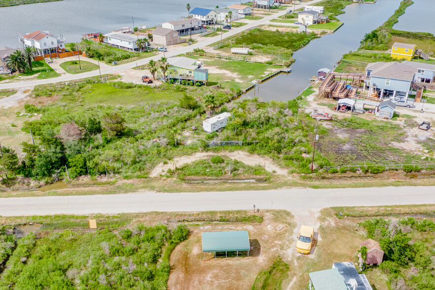 0 Swan St, Hitchcock, TX for sale - Aerial - Image 3 of 26