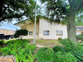 4201 Clay Ave, Haltom City TX - Warehouse
