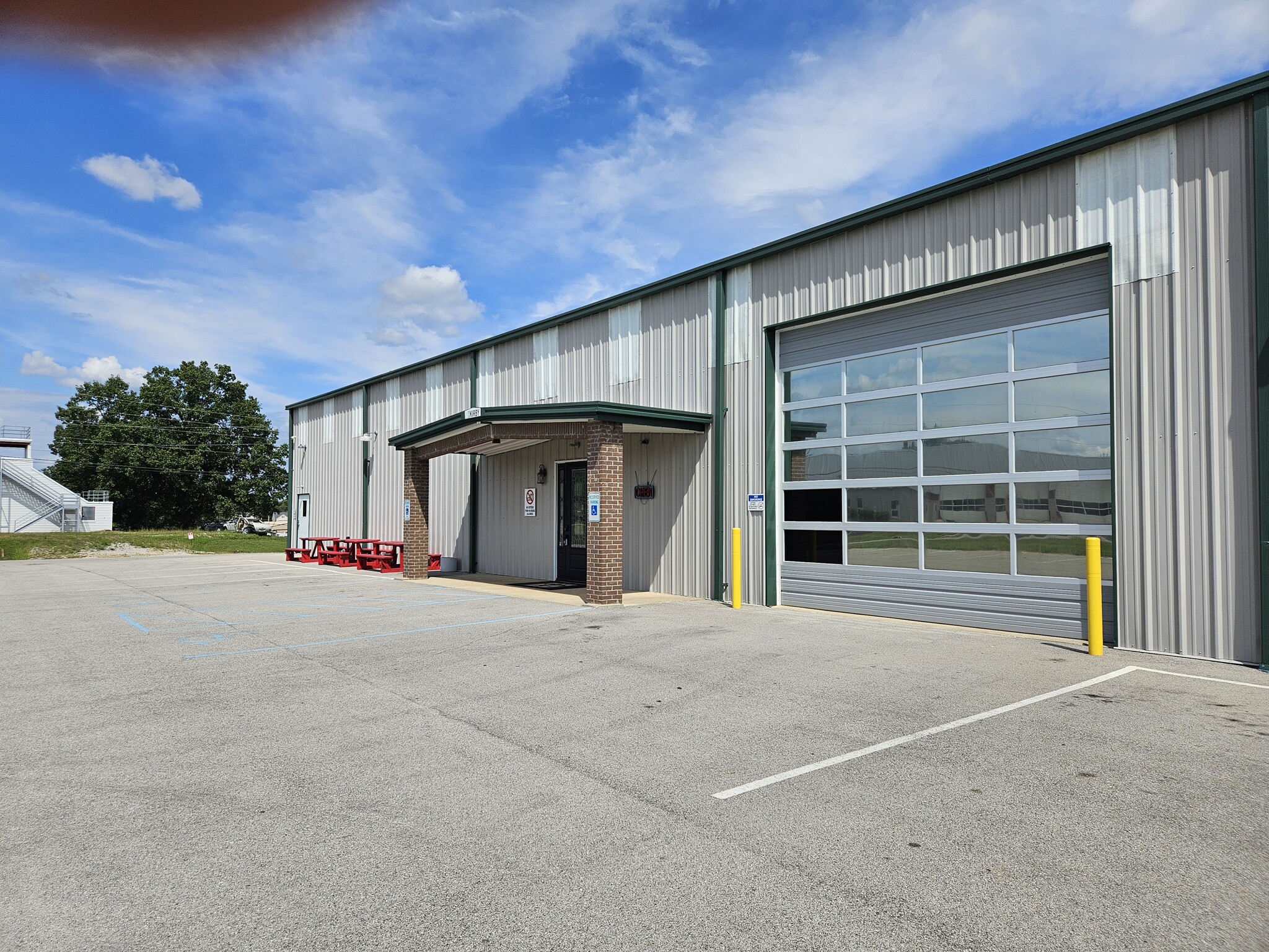 1707 Armory Pl, Brandenburg, KY for lease Building Photo- Image 1 of 11