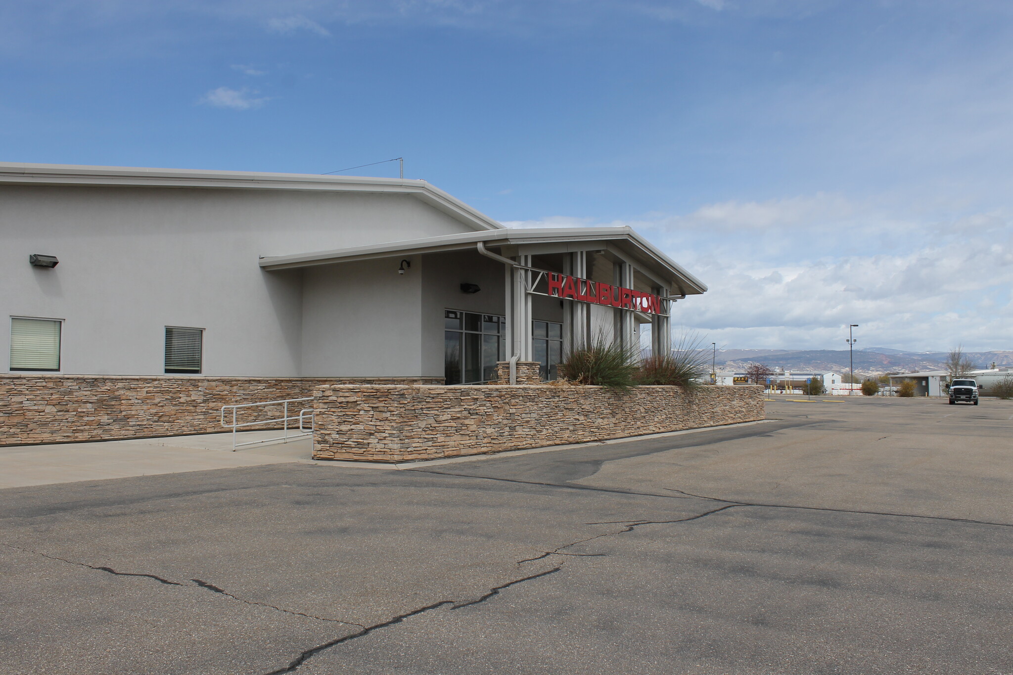 1175 E 2000 S, Vernal, UT for sale Primary Photo- Image 1 of 1