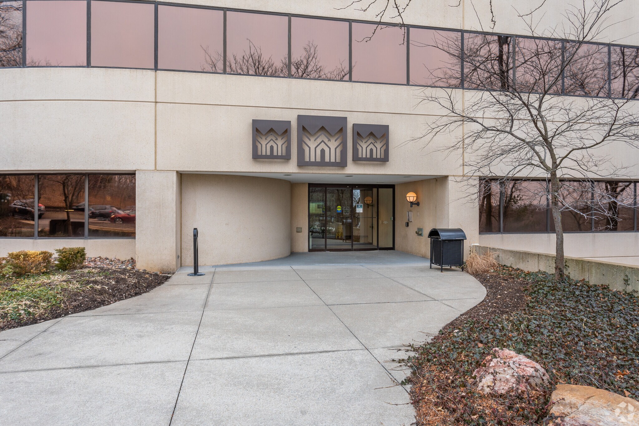 8717 W 110th St, Overland Park, KS 66210 14 Corporate Woods 8717 W 110th St, Overland Park, KS 66210 14 Corporate Woods
