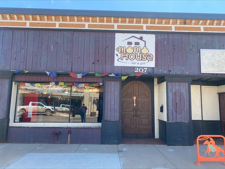 207 S 3rd St, Laramie, WY for sale - Building Photo - Image 1 of 21