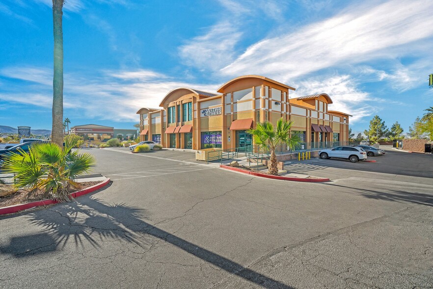 1510 W Horizon Ridge Pky, Henderson, NV for lease - Building Photo - Image 2 of 4