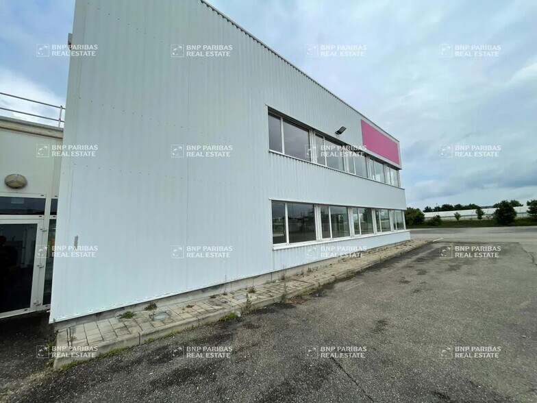 8 Bis Rue Du Bigarreau, Kingersheim for lease - Building Photo - Image 3 of 12